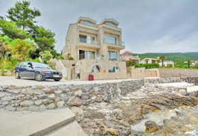 Гостиница Apartmani Leut  Тиват